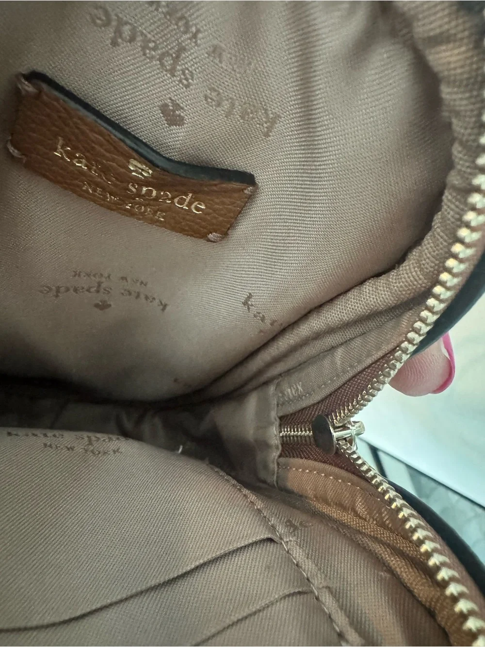 Kate Spade tan pebble leather camera crossbody with detachable coin pouch